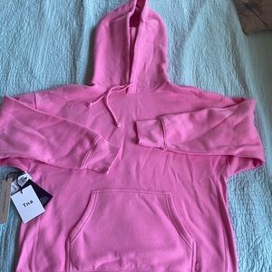 aritzia boyfriend hoodie